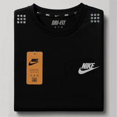 BLACK Nike Drifit T-Shirt!